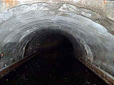 1984 Canal Tunnel